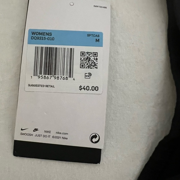 Nike women’s sports bra black w/white lettering on elastic and black swoosh NWT - Picture 3 of 6